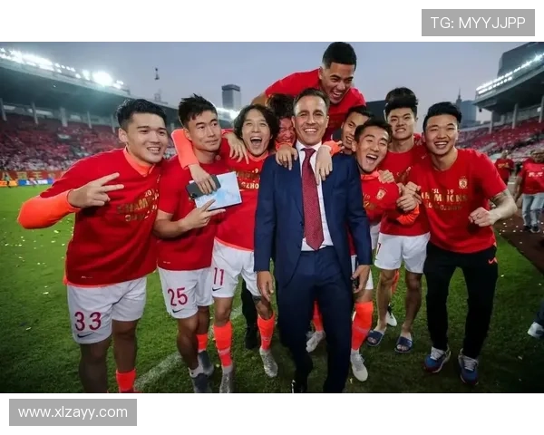 广州足球队配合分析与战术对比探讨全面解读球队表现与未来发展方向